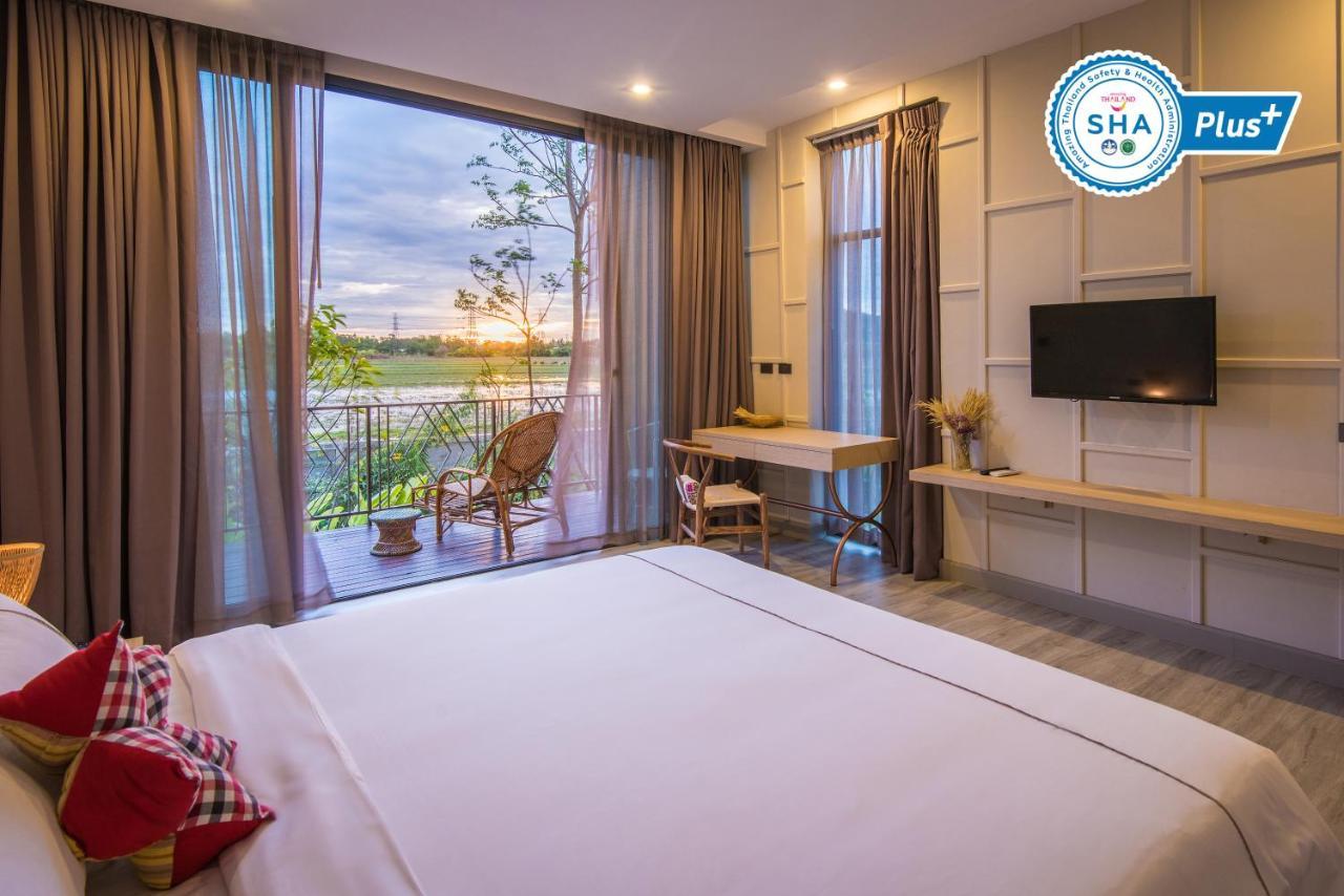 Navela Hotel & Convention Ratchaburi Екстер'єр фото