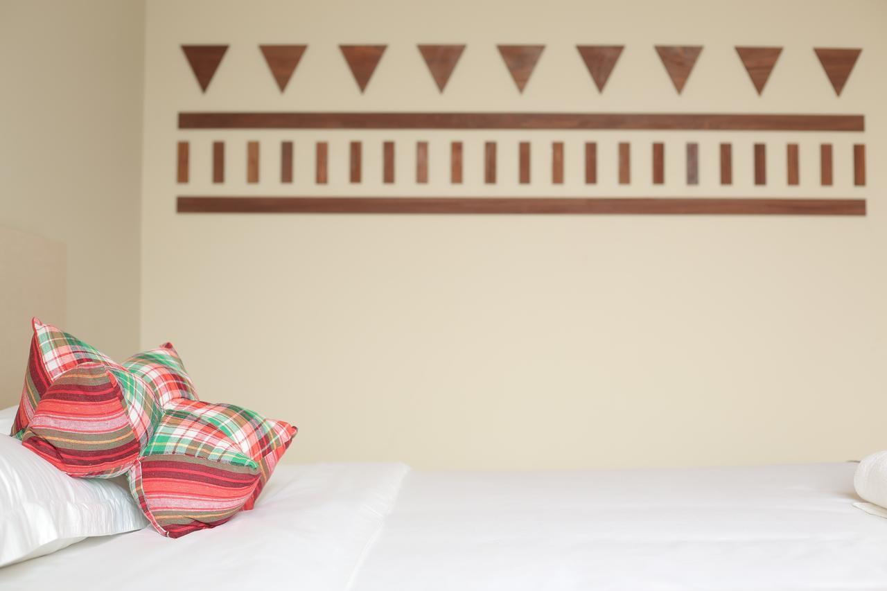 Navela Hotel & Convention Ratchaburi Екстер'єр фото