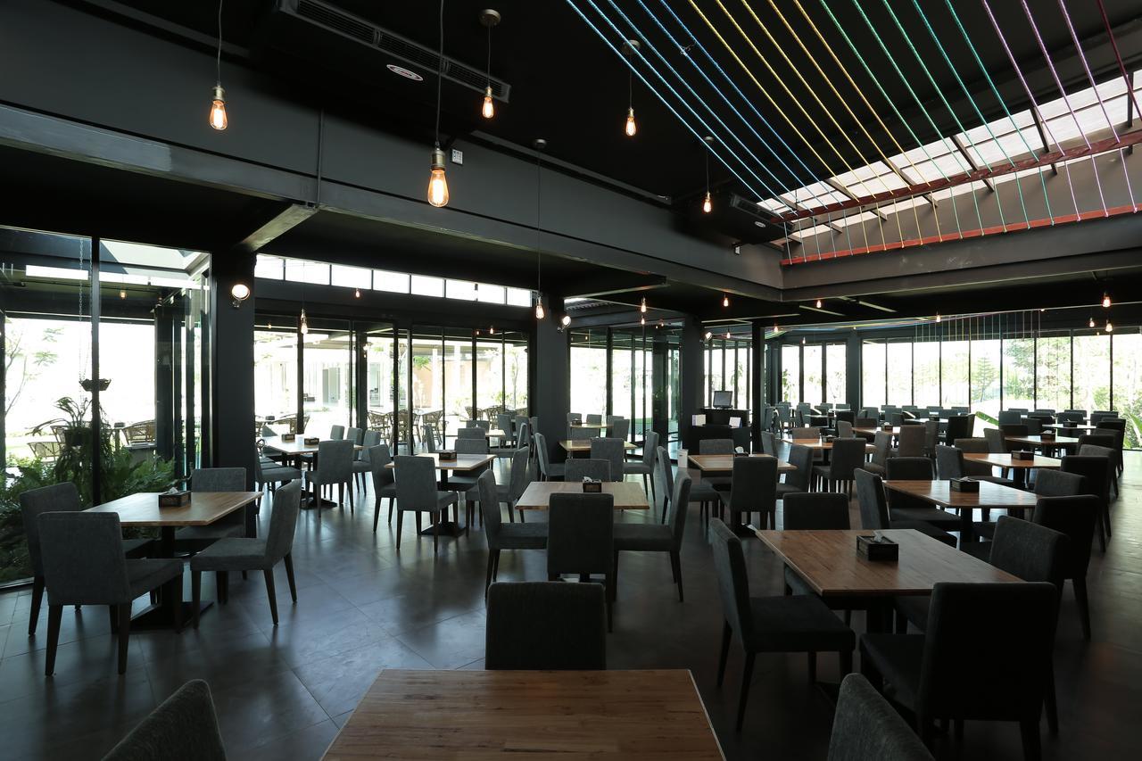 Navela Hotel & Convention Ratchaburi Екстер'єр фото