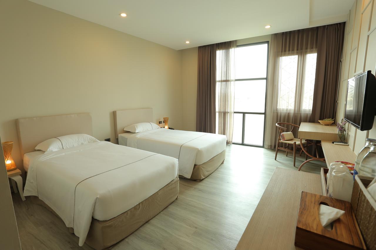 Navela Hotel & Convention Ratchaburi Екстер'єр фото