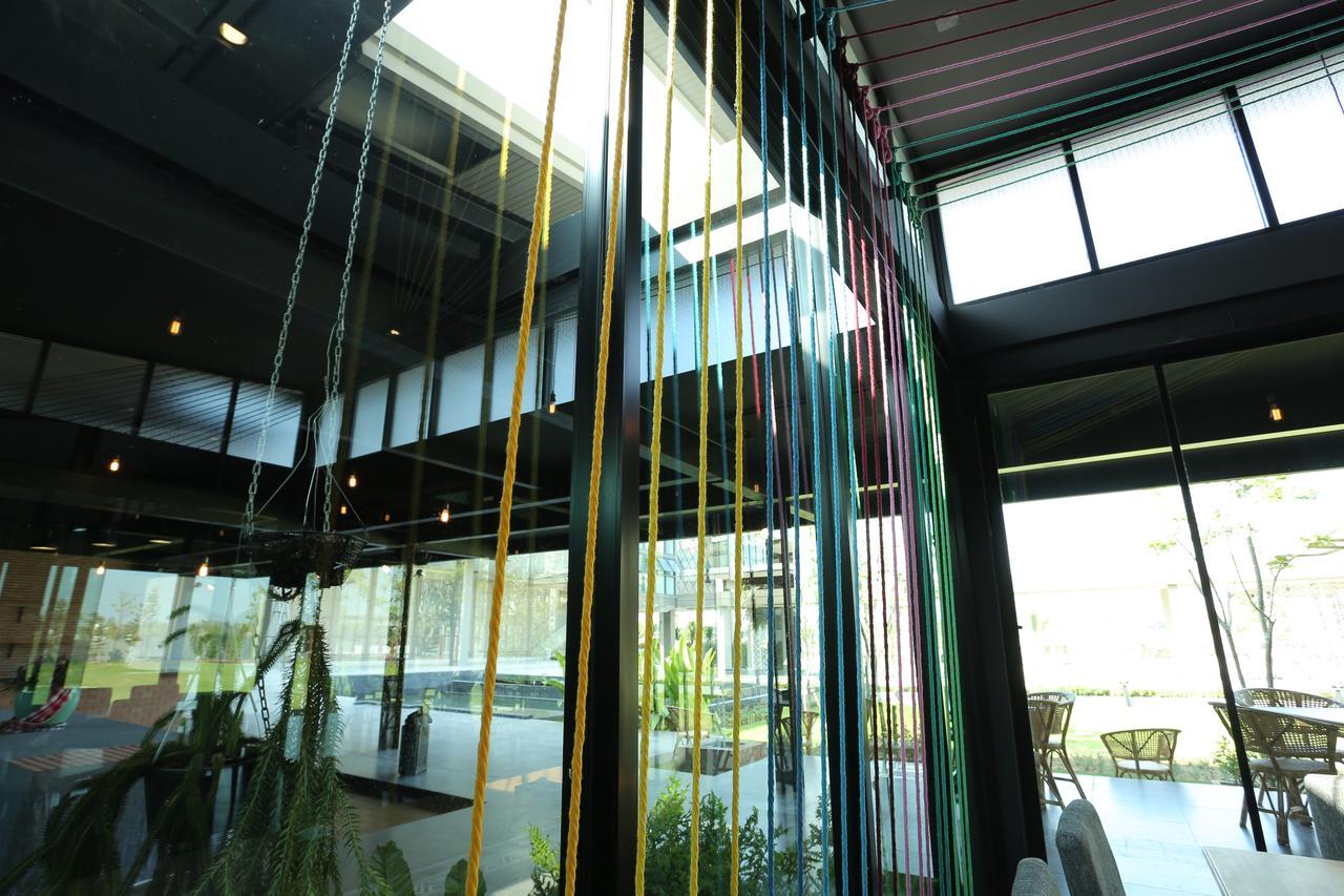 Navela Hotel & Convention Ratchaburi Екстер'єр фото