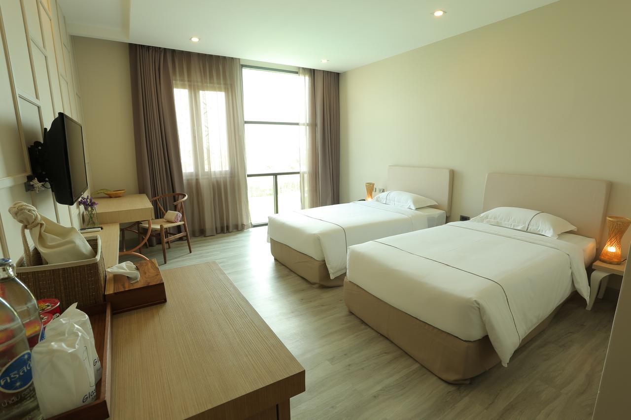 Navela Hotel & Convention Ratchaburi Екстер'єр фото