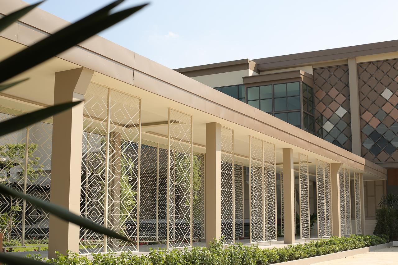 Navela Hotel & Convention Ratchaburi Екстер'єр фото
