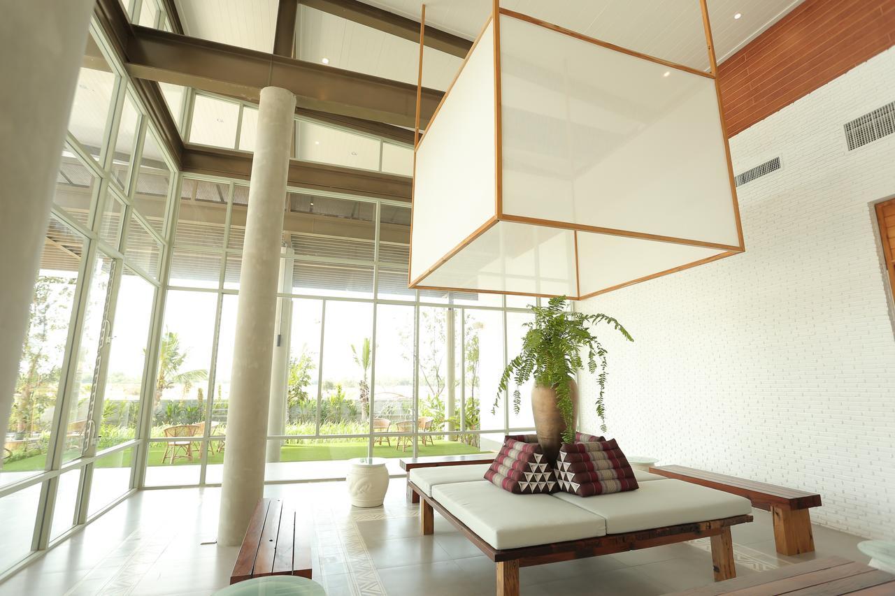 Navela Hotel & Convention Ratchaburi Екстер'єр фото